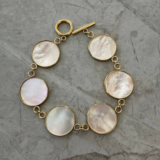 Circle Shell Bracelet
