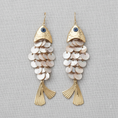 Load image into Gallery viewer, Shell Tassel Fish Hook Earrings