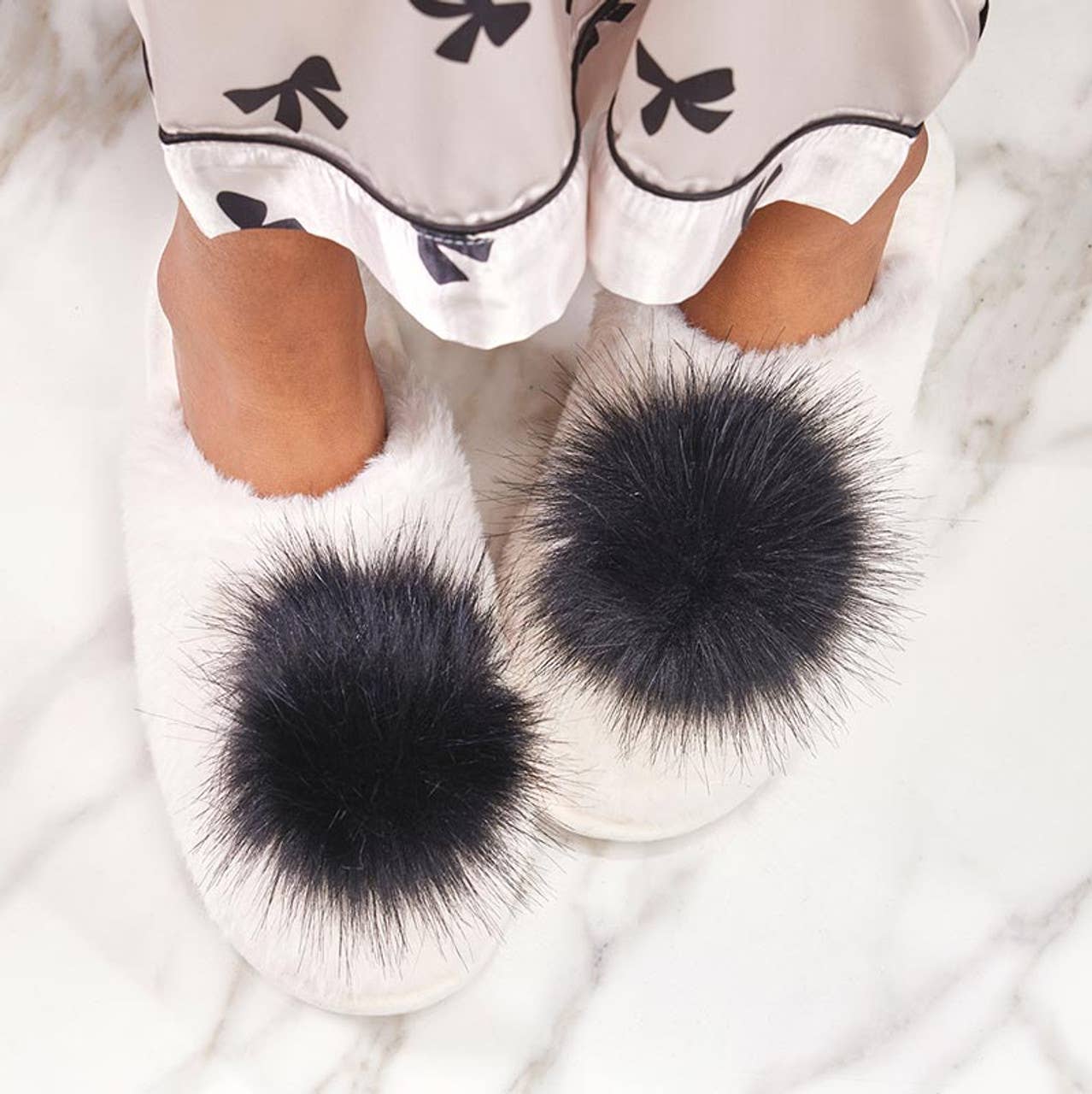 Ivory with Black Pom Pom Plush Slippers