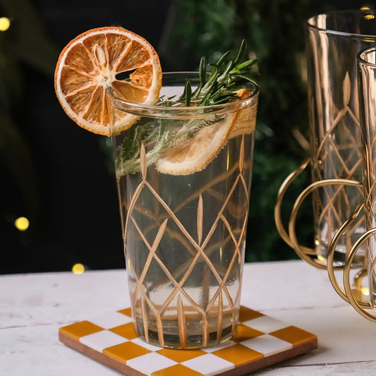 Drinking Glasses in Metal Caddy Set