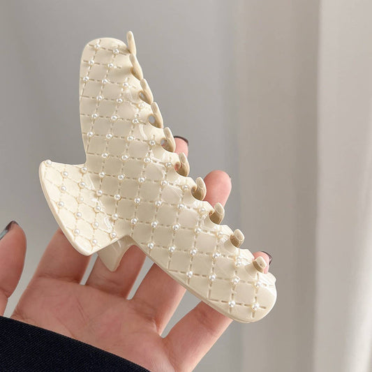 Quilted Pearl Claw Clip