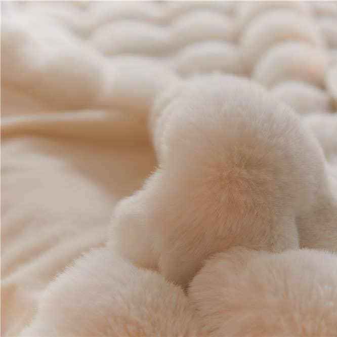 Luxurious Faux Fur Throw Blanket