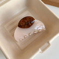 Load image into Gallery viewer, Wood Print Claw Clip
