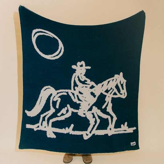 Drifter Plush Throw - Malibu Blue
