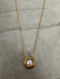 Load image into Gallery viewer, Pearl Drop Necklace
