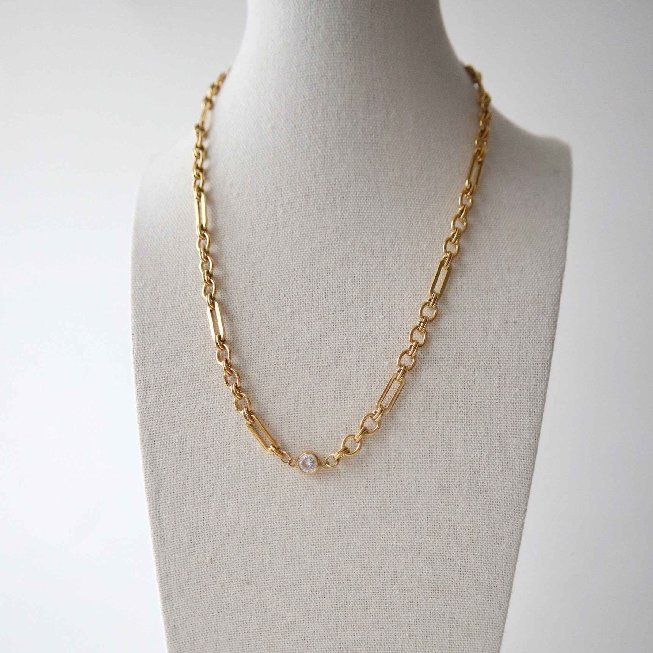 Solenne Chain Necklace | CZ Bezel Necklace