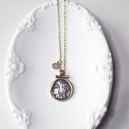 Eterna necklace