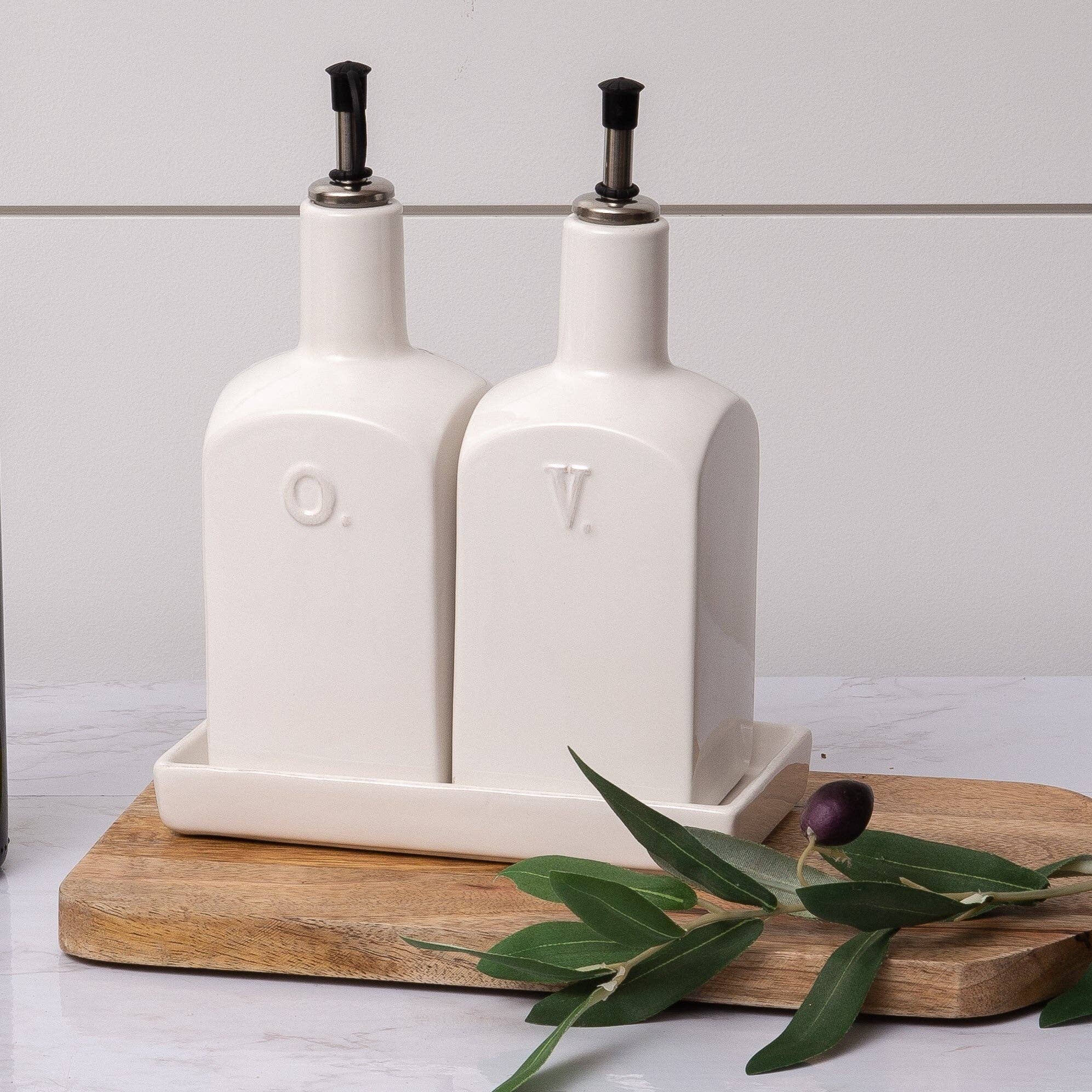 White Cottage Ceramic Oil and Vinegar Set