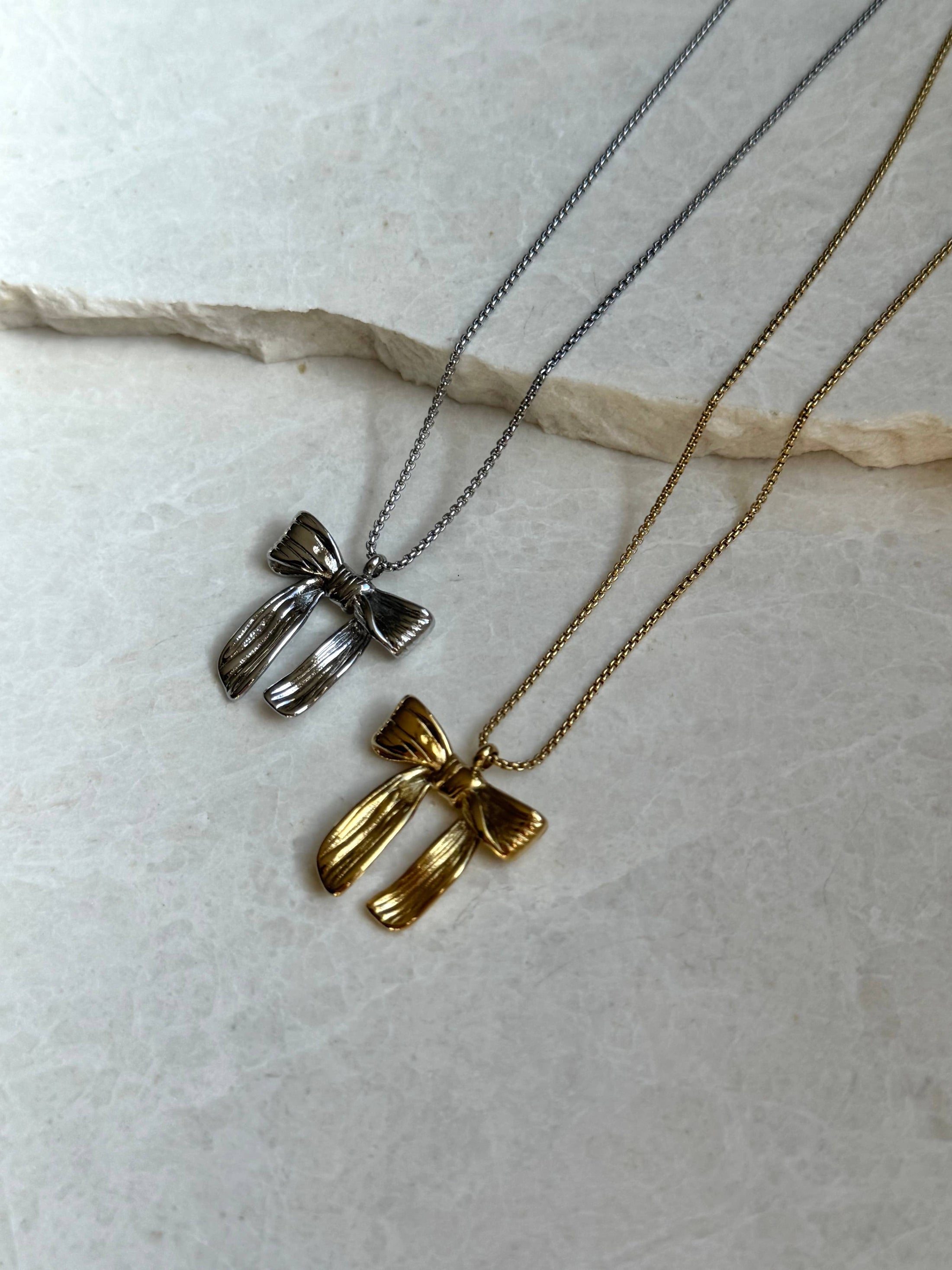 Bow Pendant Necklace