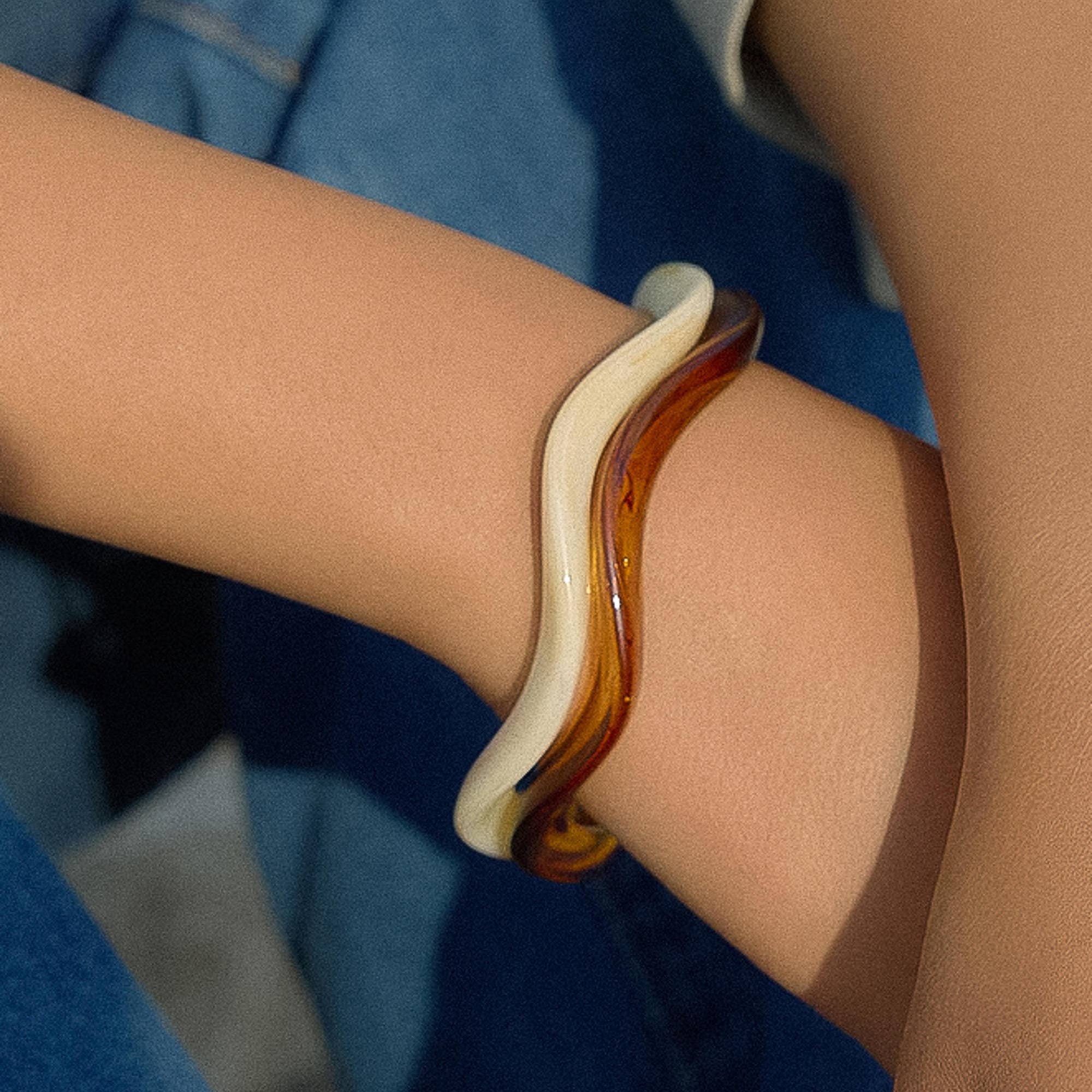 Wilder Wavy Bangle Bracelet Set