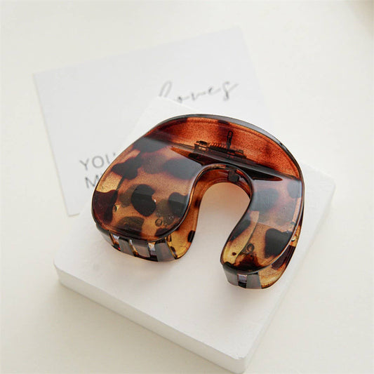 Claw Clip Minimalist Tortoise Shell